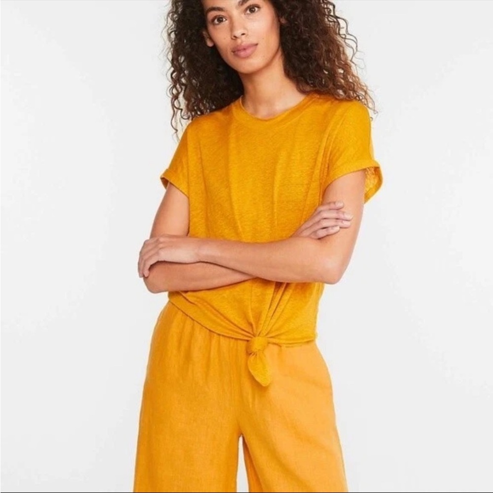 Lou & Grey Knotted softserve linen tee in dark yellow/ gold XS